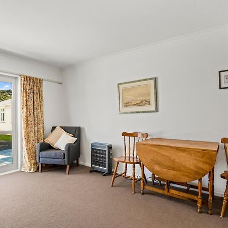 Karori Kabin - Karori Holiday Home Wellington Eksteriør billede